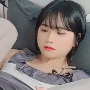 限时特惠OnlyFans韩国TS主播Lua超美视频大合集！